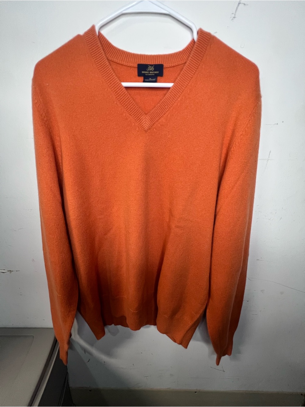 Brooks Brothers Orange 100% Cashmere V-Neck Sweater